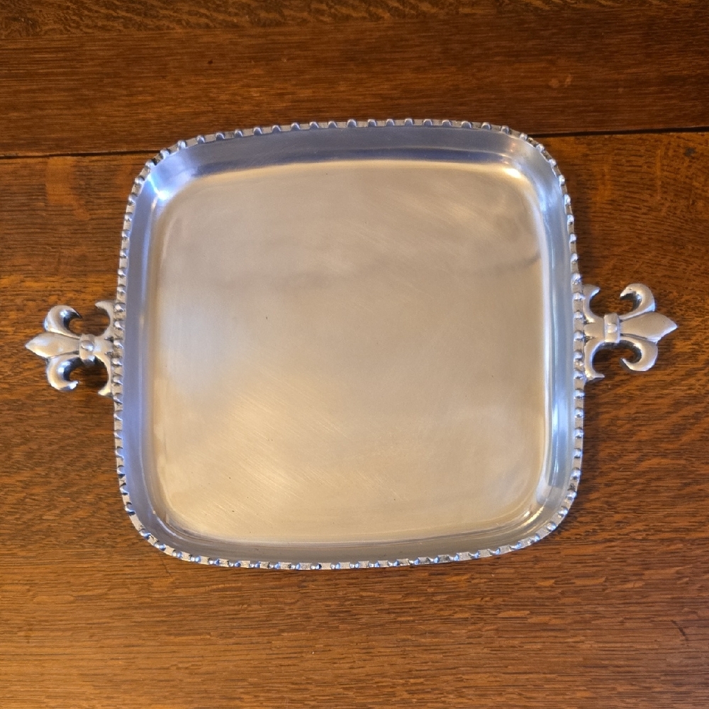 Fleur-De-Li Mexican Pewter Accent Tray